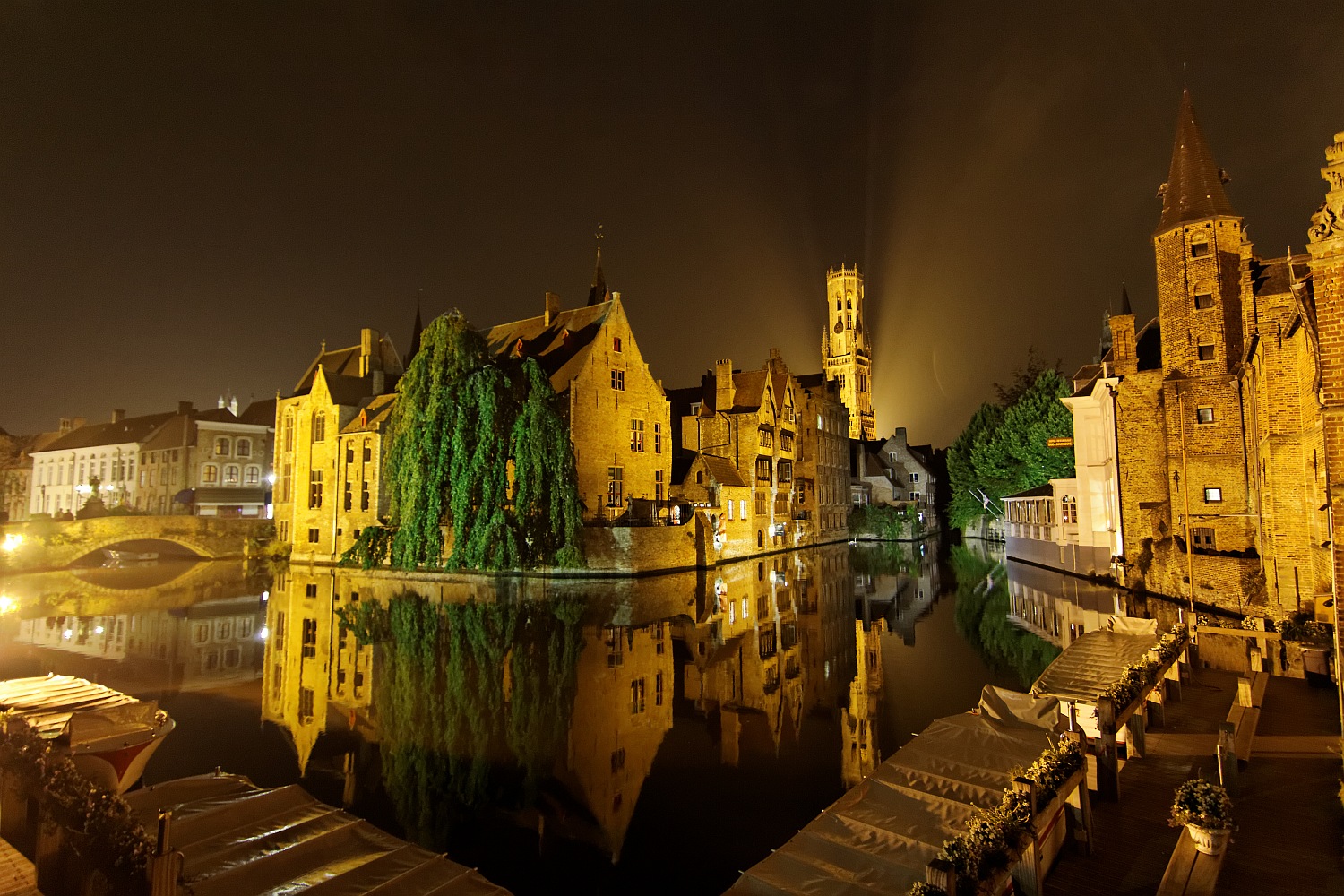 Brügge, Rozenhoedkaai by night