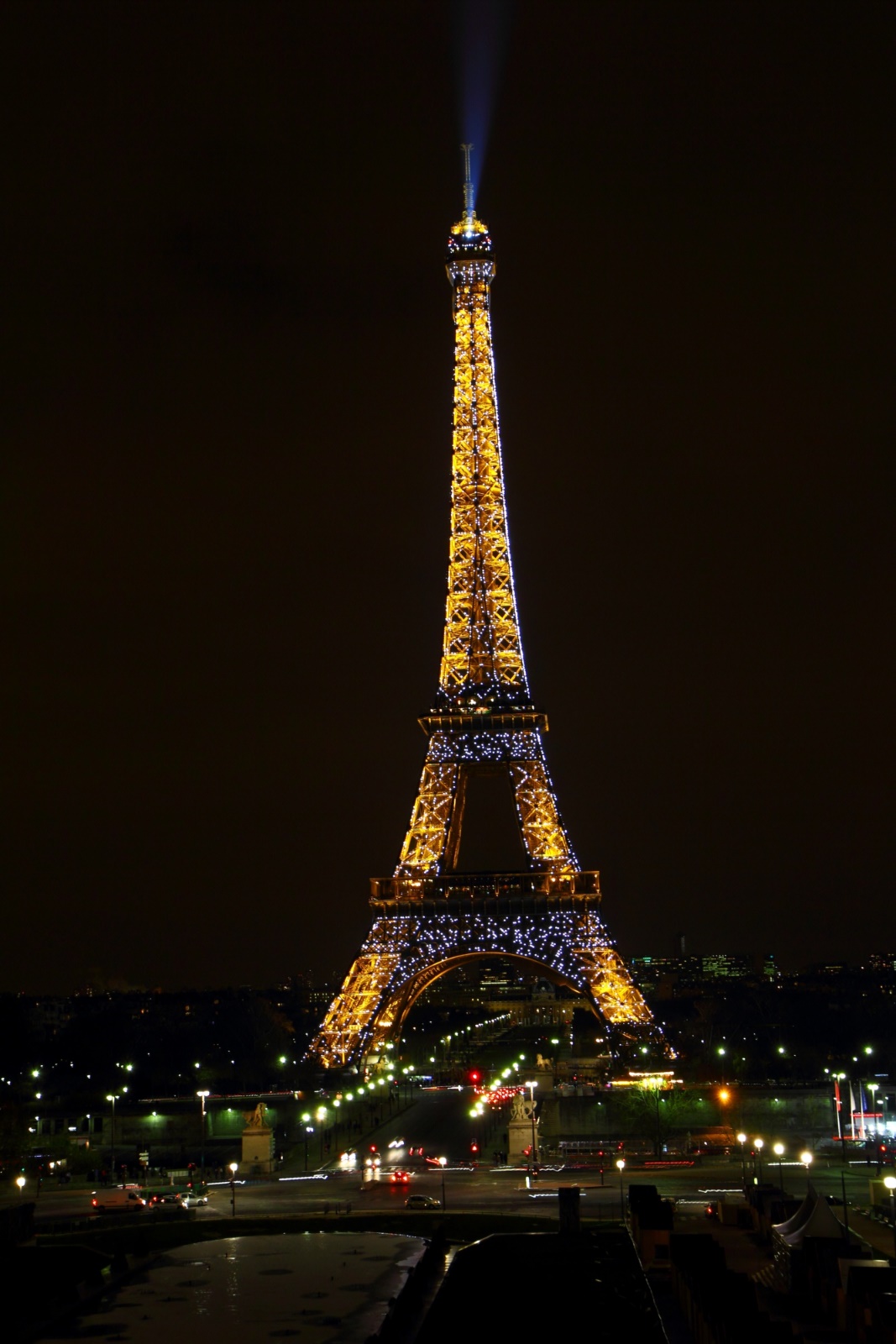 Eiffelturm by night, Paris