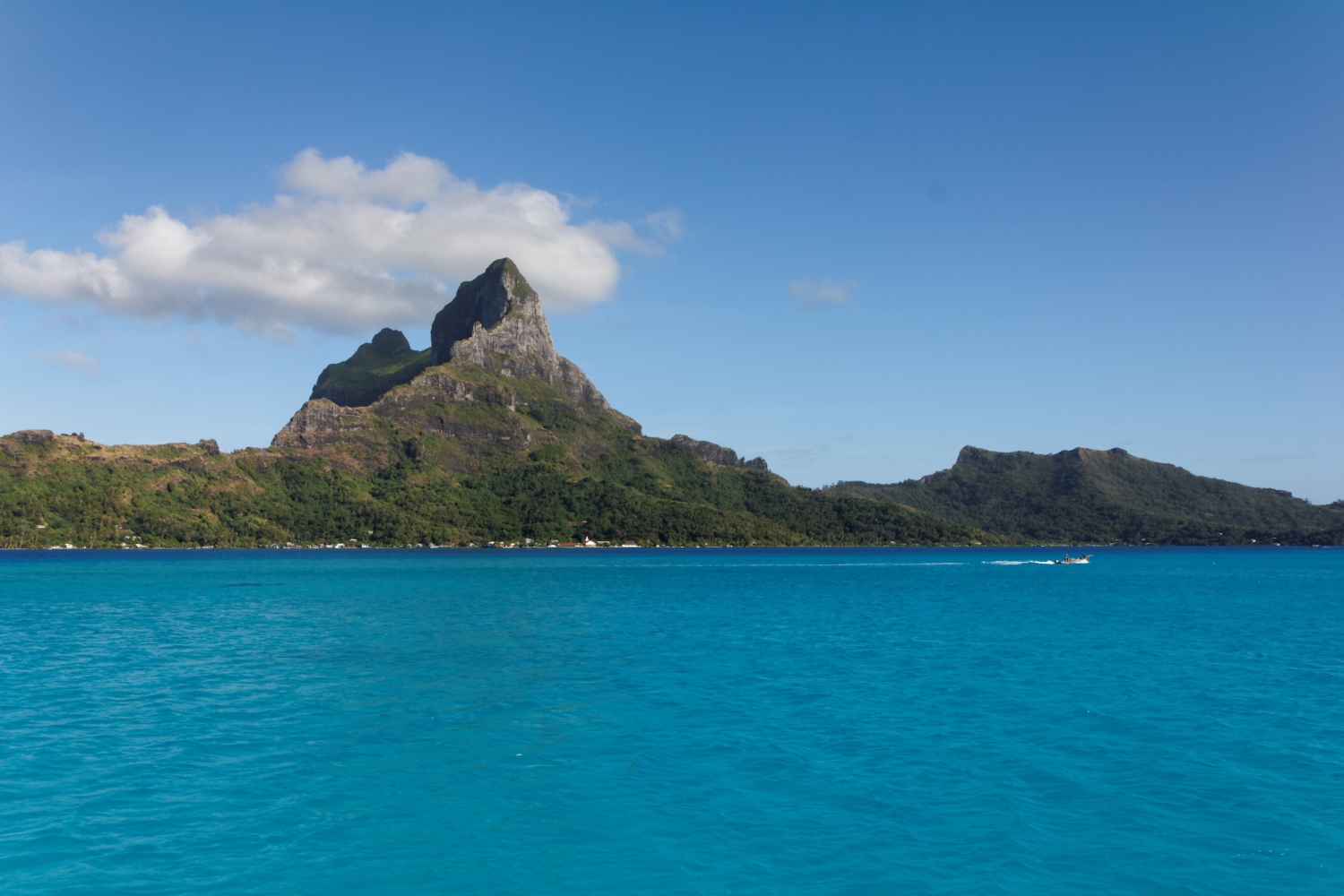 Insel (Atoll) Bora Bora mit Mont Otemanu, Französisch Polynesien