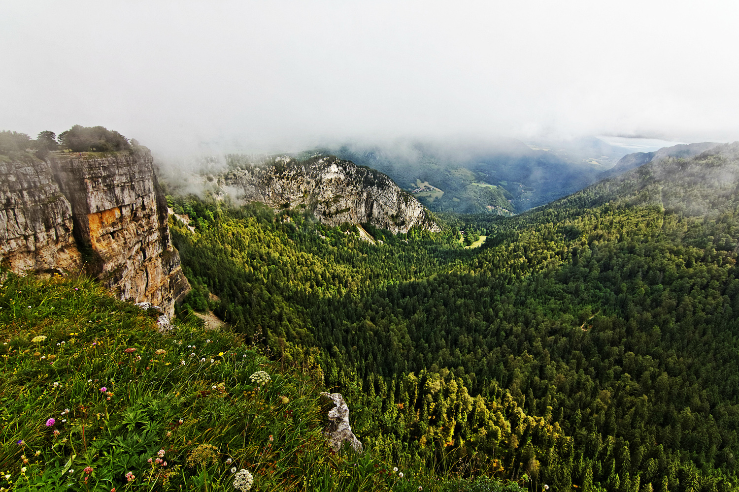 Creux du Van, Kanton Neuenburg